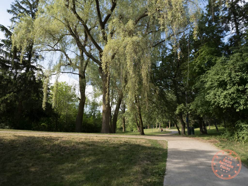 best parks in vaughan and walking trails