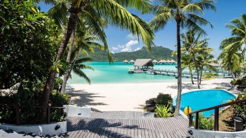 how to travel bora bora on a budget featured