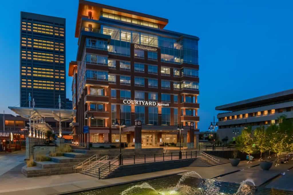 outside view of courtyard by marriott buffalo canalside