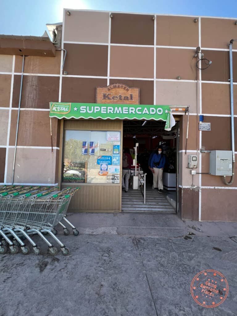 entrance to supermercado ketal in san pedro de atacama