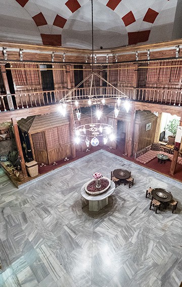 interior of suleymaniye hamami bath house