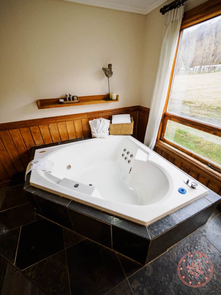 premium suite hot tub jacuzzi