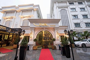 grand red carpet entrance to sura hagia sophia hotel