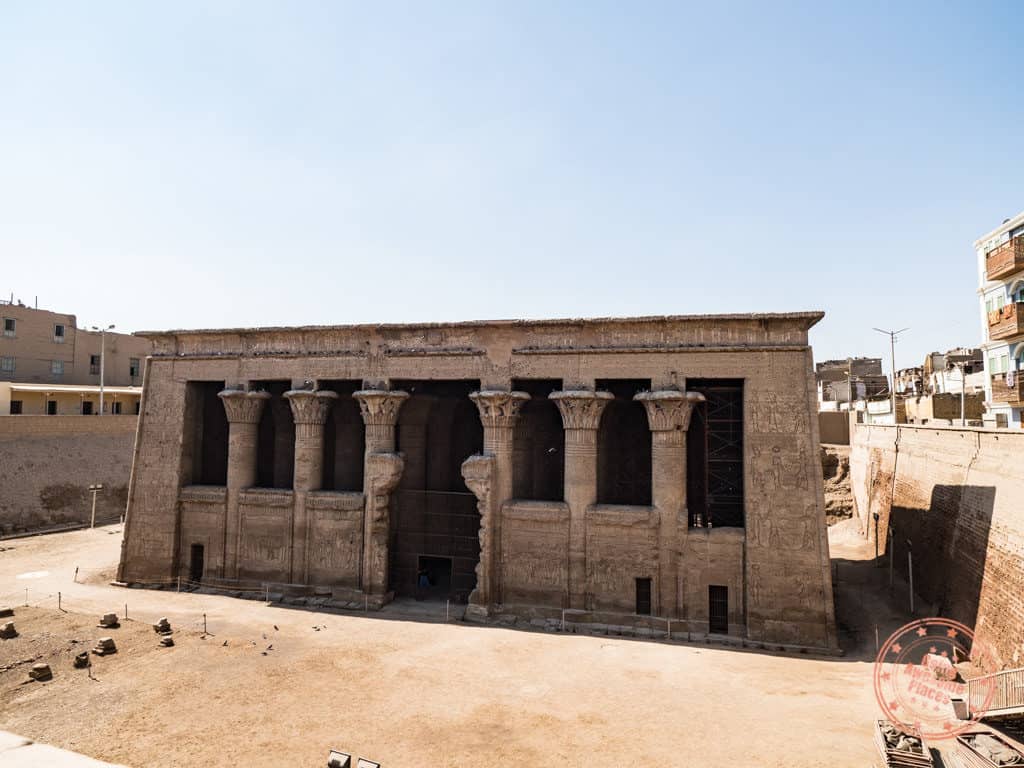 temple of khnum esna egypt