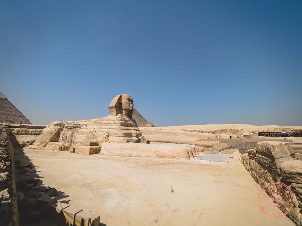 the great sphinx wide angle base statue