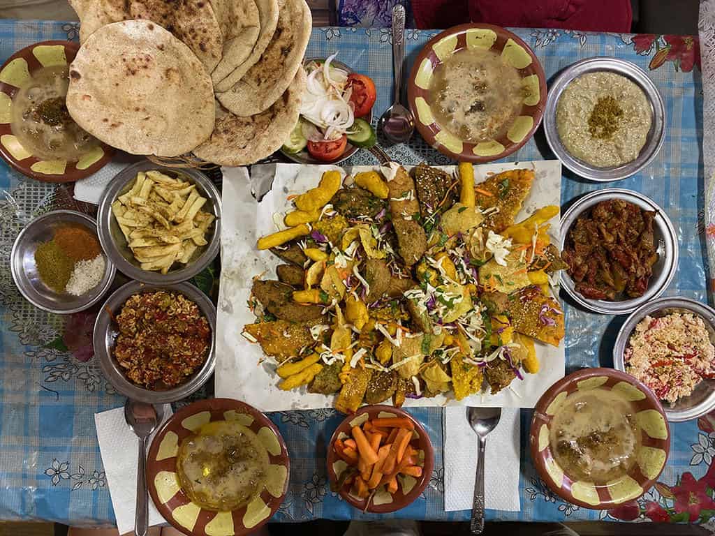 traditional egyptian breakfast spread