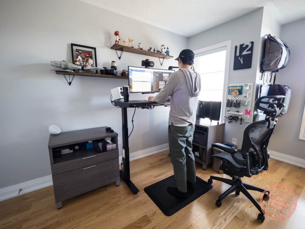 using the ergonofis shift 2.0 standing desk in the home office
