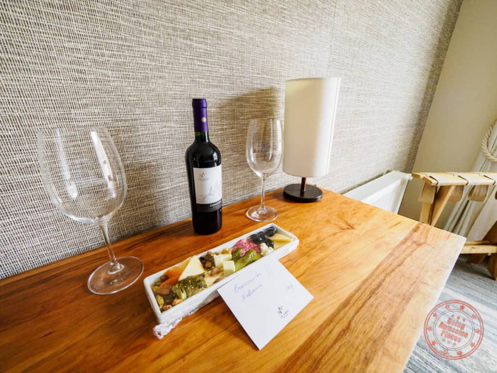 welcome platter and wine bottle for guests of hotel las torres