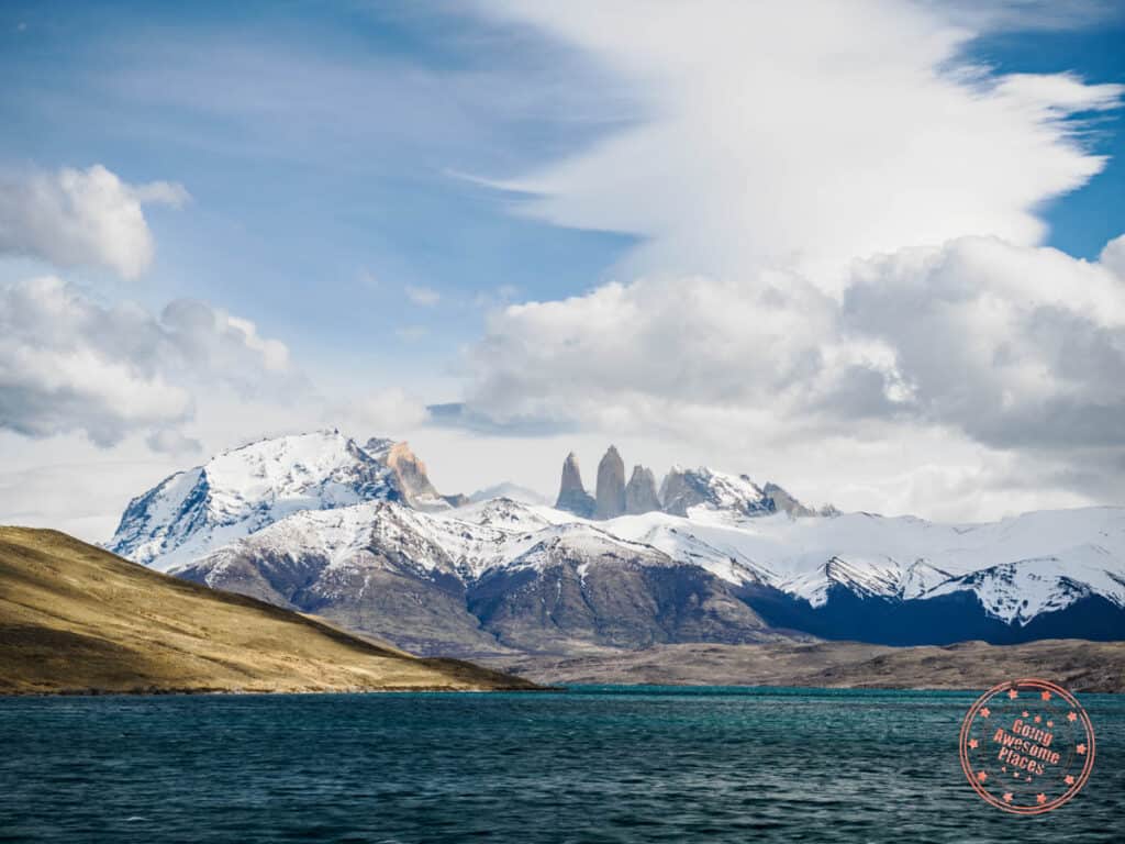 reasons why you shouldn't do the w trek in torres del paine include views like this at laguna azul