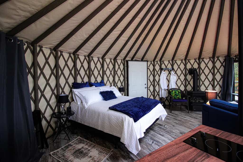 yurt it up north interior bed
