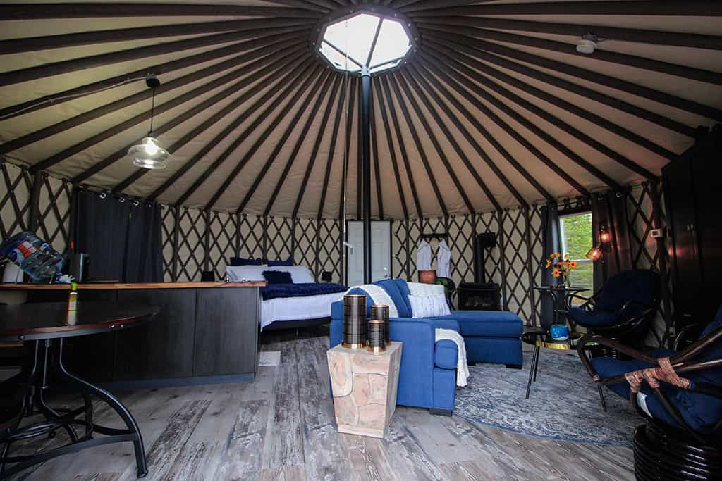 yurt it up north rossport ontario interior